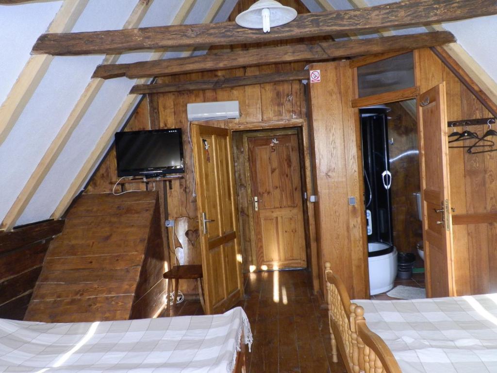 Tradicije Cigoc Hotel Ruang foto